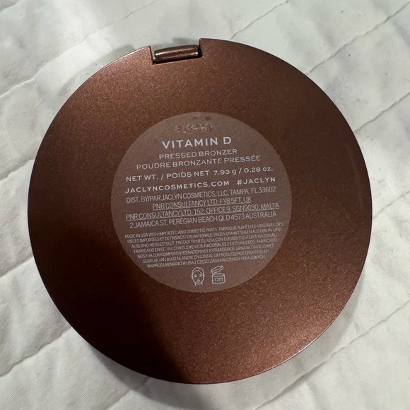 Jacklyn Hill Cosmetics bronzer in shade Vitamin D - Picture 3 of 3